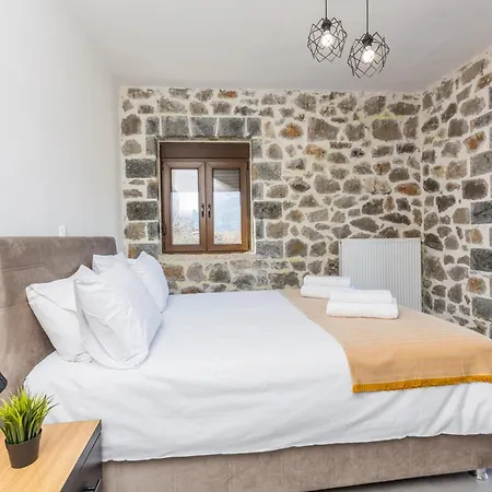 Apartment Raise Alpine Escape