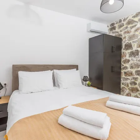 Raise Alpine Escape Polydrossos