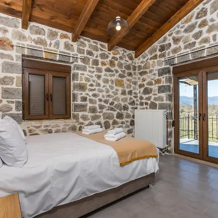 Raise Alpine Escape Apartment *