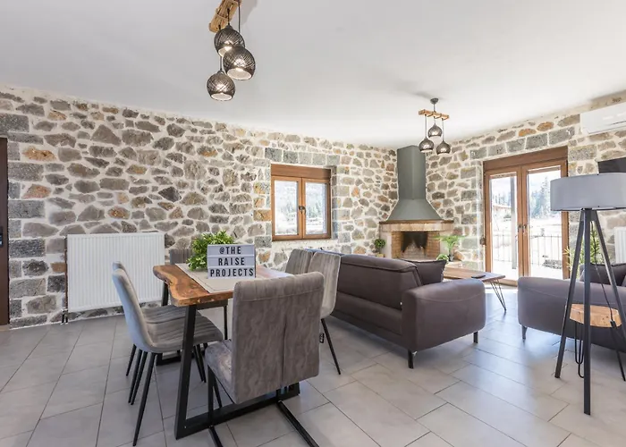 Raise Alpine Escape Apartment Polydrossos